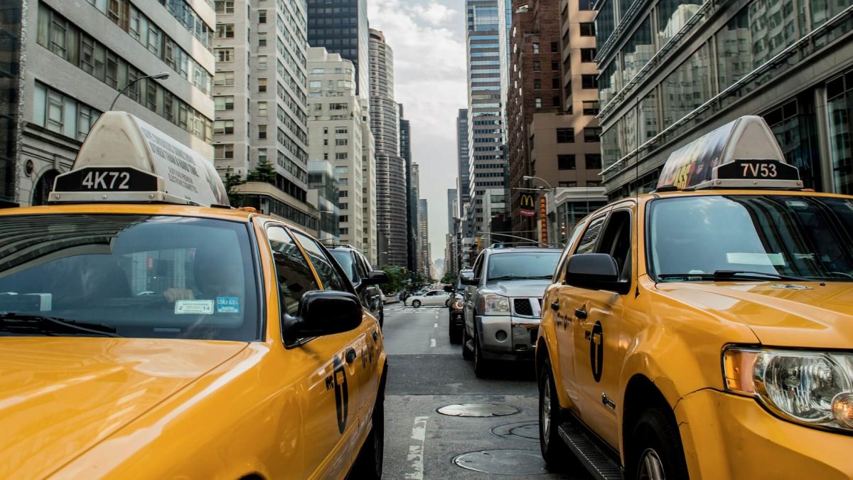 Los taxis en Japón disponen de dispositivos de reconocimiento facial para la personalización de la publicidad
